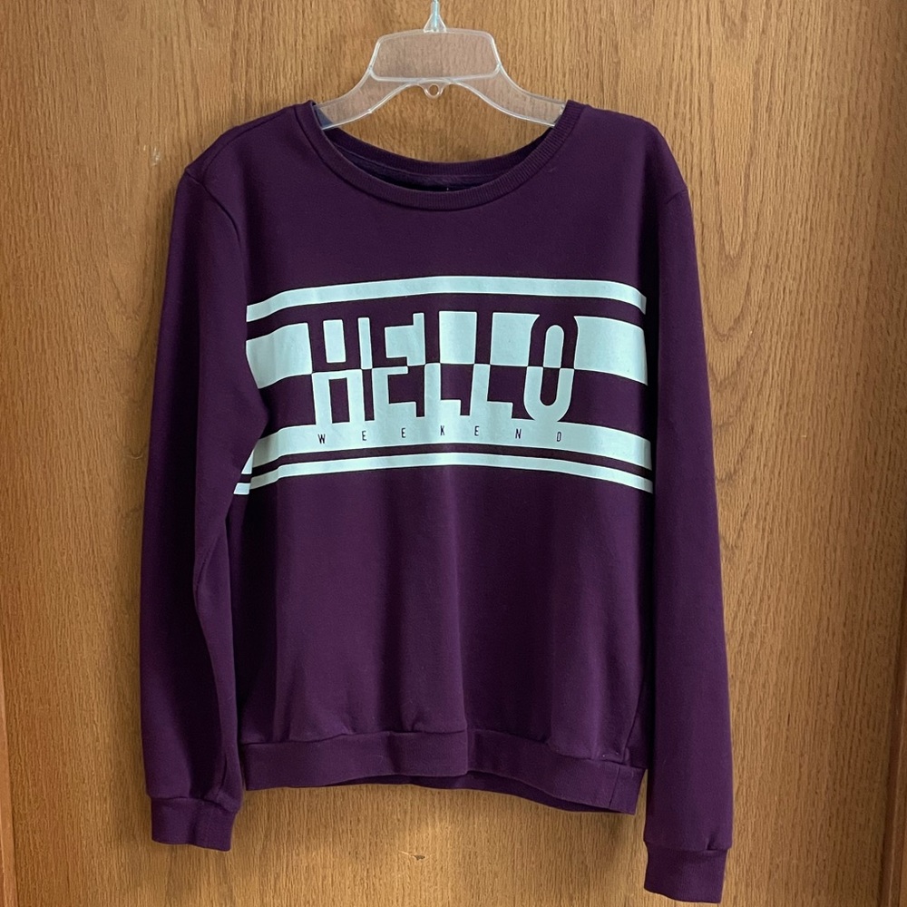 “Hello Weekend” sweatshirt